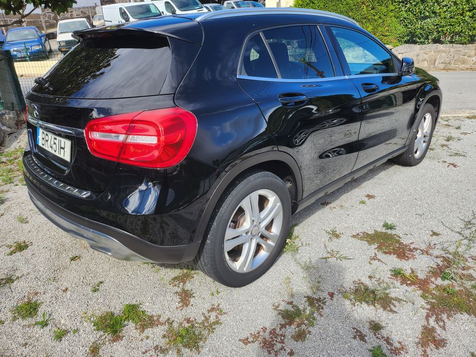 Mercedes-Benz GLA 180 (CDI) d Style C/ Teto Panoramico