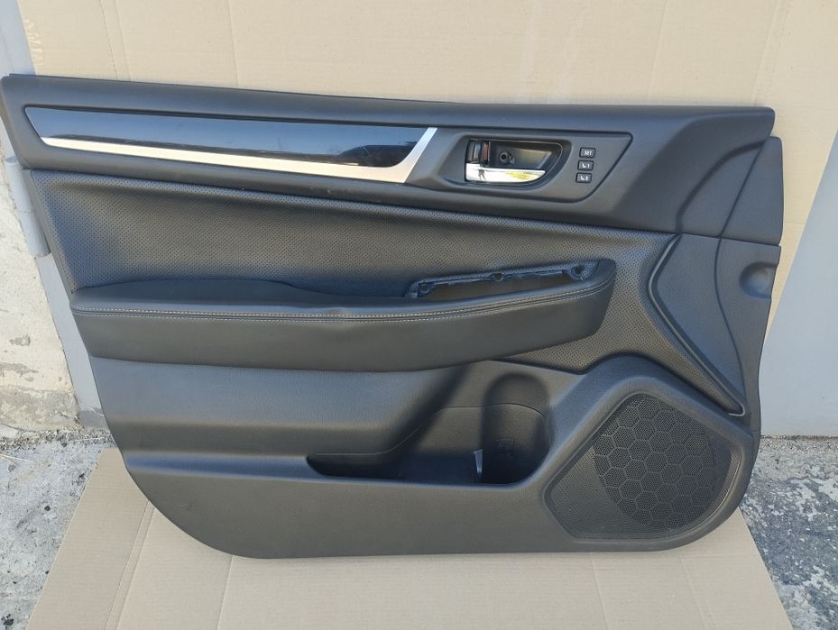 Обшивки дверей,карти Subaru Outback B15