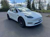 Tesla Model Y 2022 року