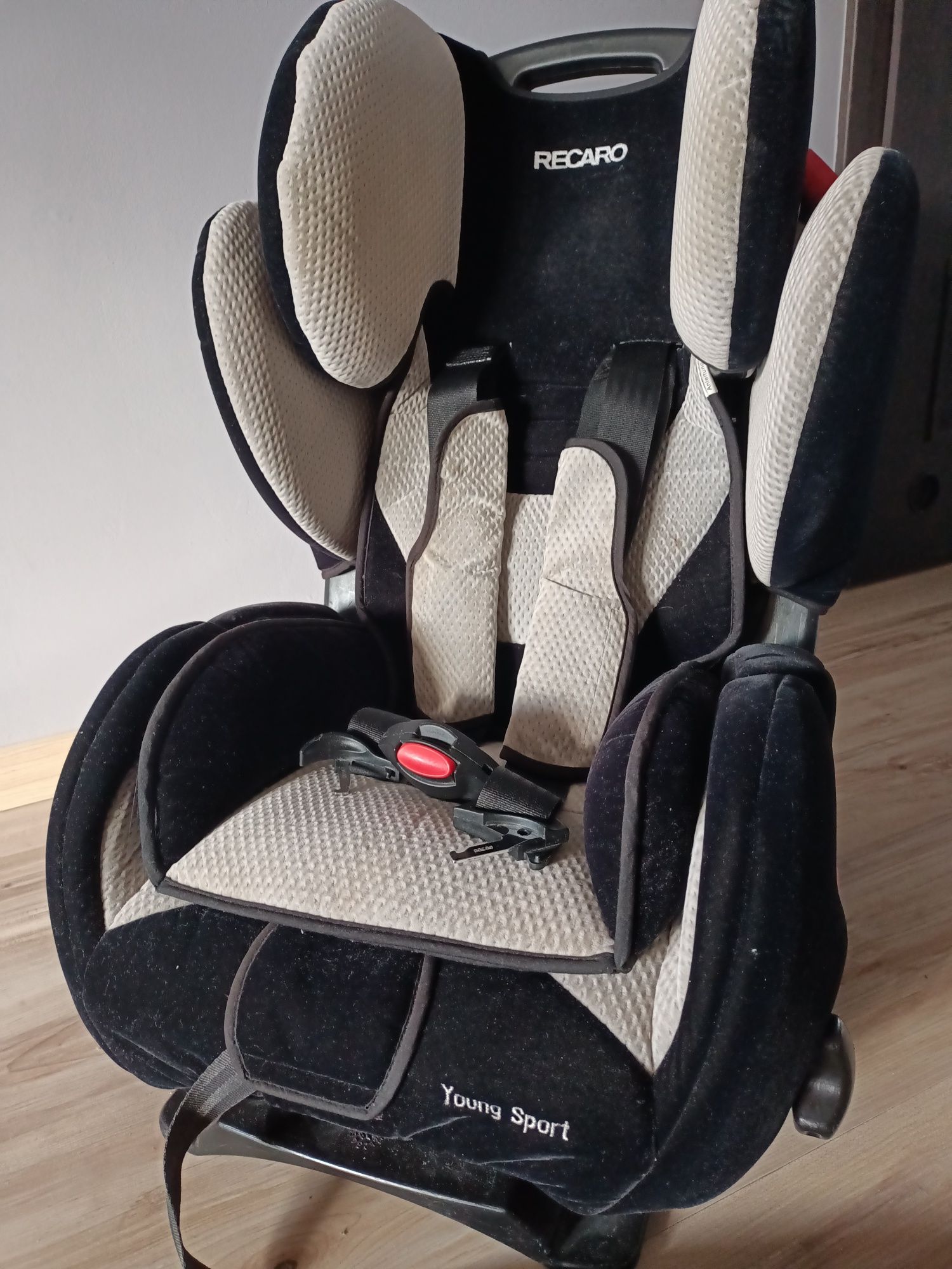 Fotelik samochodowy Recaro 9-36kg