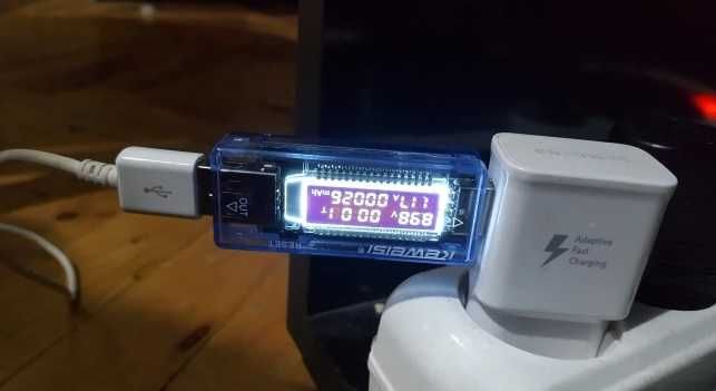 NOWY cyfrowy miernik napięcia USB woltomierz amperomierz