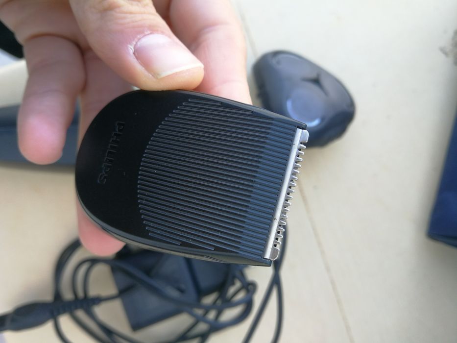 Máquina Barbear Philips series 5000