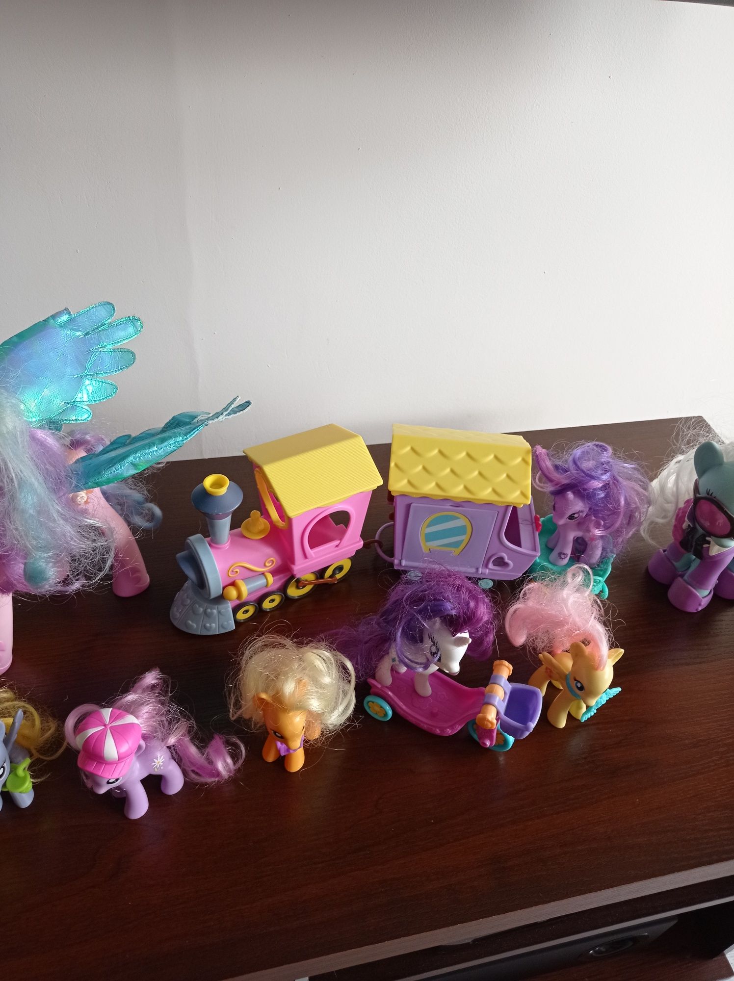 MEGA Kucyki Pony, Pociąg Przyjaźni, księżniczka Cadence i Celestia