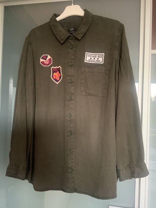 Koszula damska z naszywkami