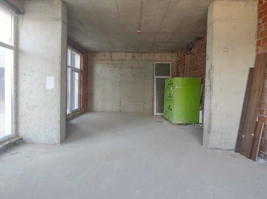 Продаж приміщення на вул. Пасічній, ЖК "SOLOWAY". Без комісії.