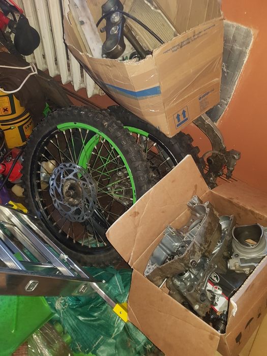 Kawasaki kxf250 Kartery glowica kola lagi  Części