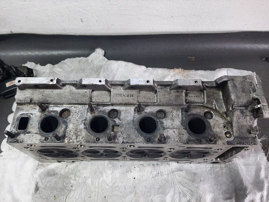 ГБЦ- Голова мотора Мерседес 2.2CDI