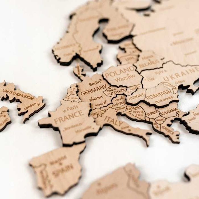 Drewniana Mapa Świata 3D Rozmiar L Naturalna 105x60cm + Pinezki+ Flagi