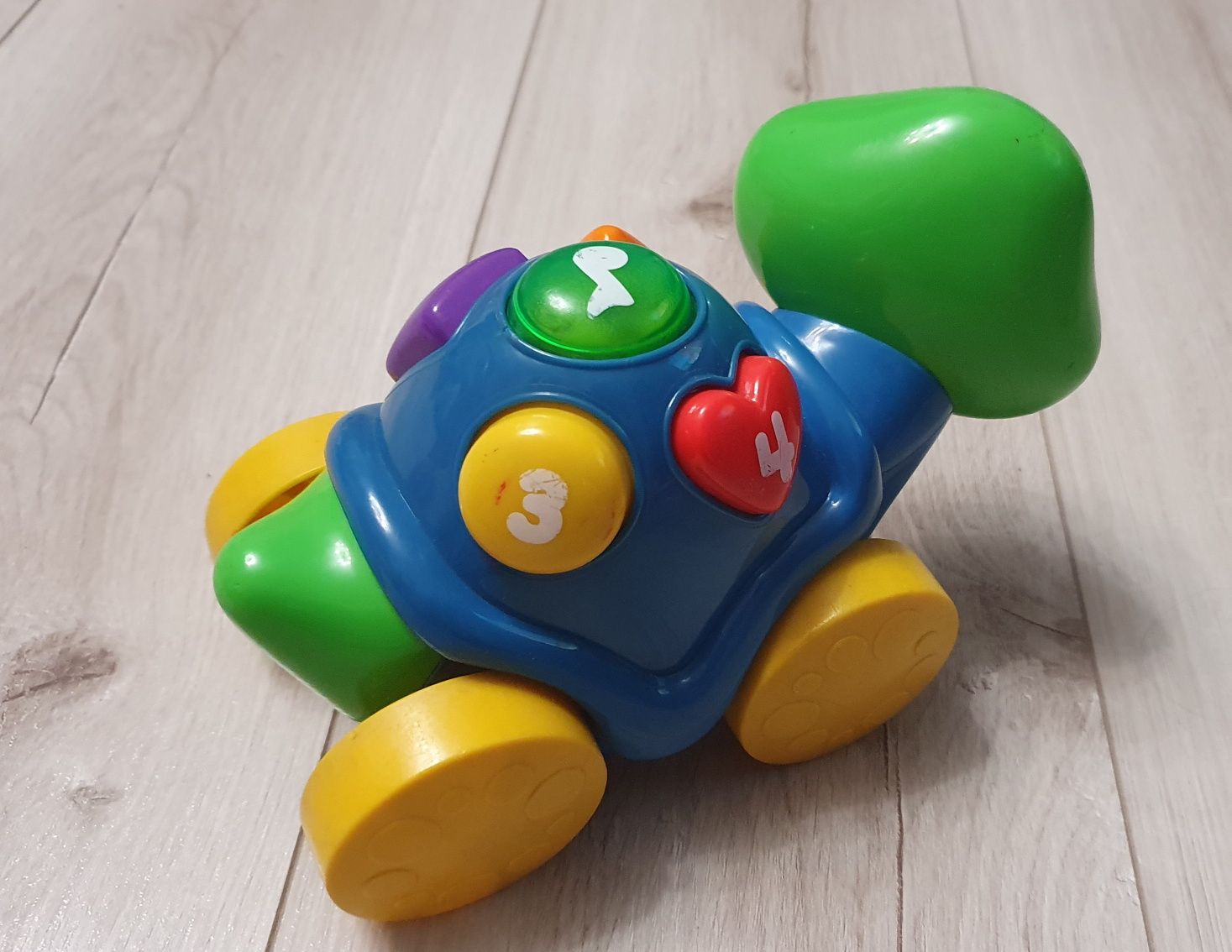 Żółw Fisher Price, interaktywna zabawka