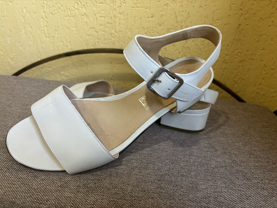 Босоніжки бу розмір 40