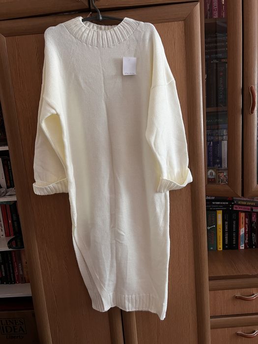 Продам вʼязану сукню