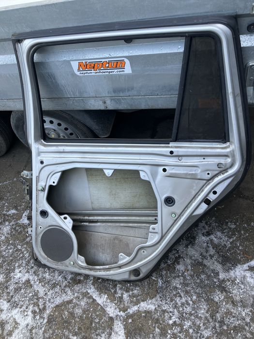 Skoda Octavia II - drzwi tył lewe prawe