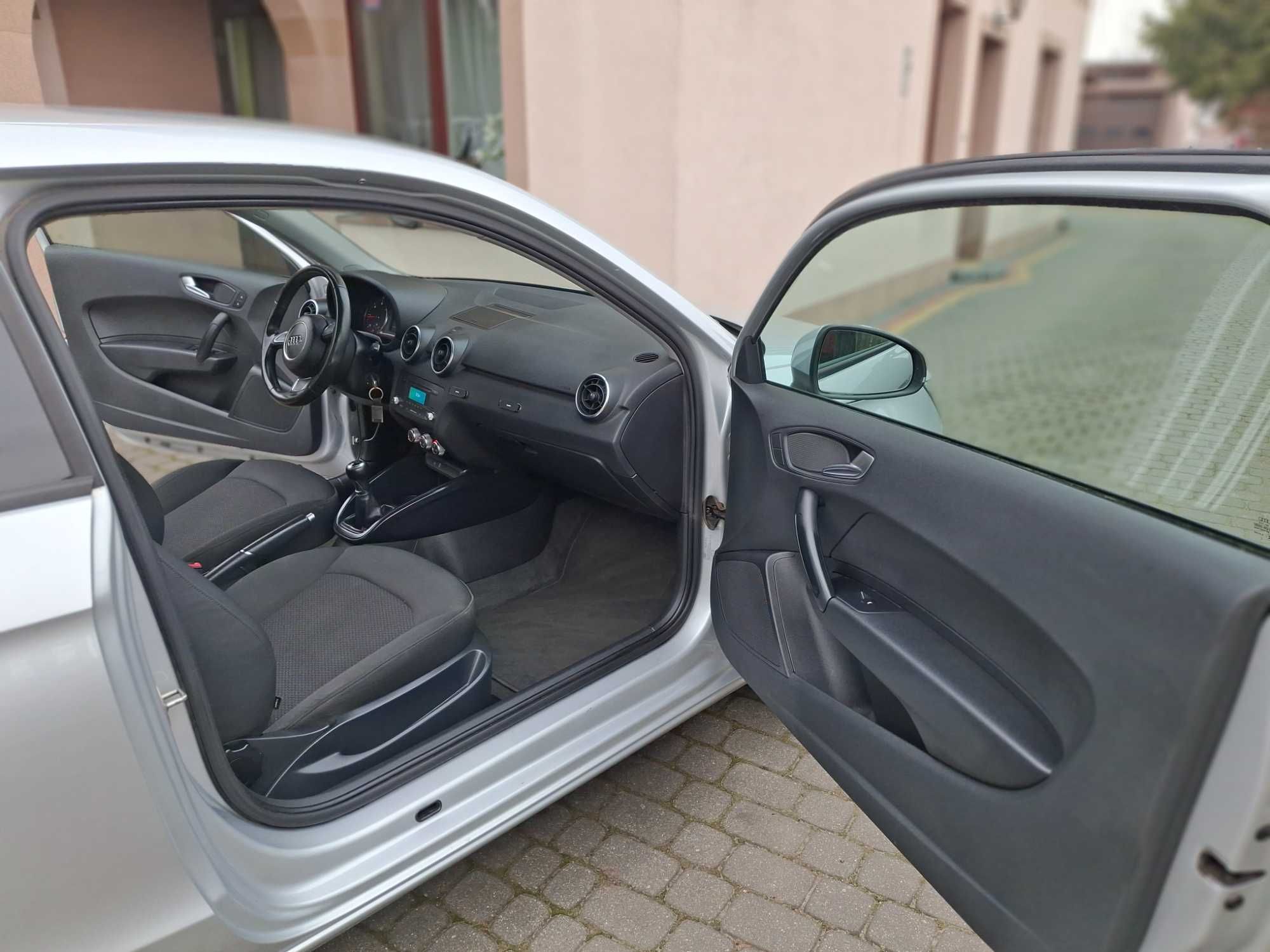 Śliczne Audi A1   1.6 TDI