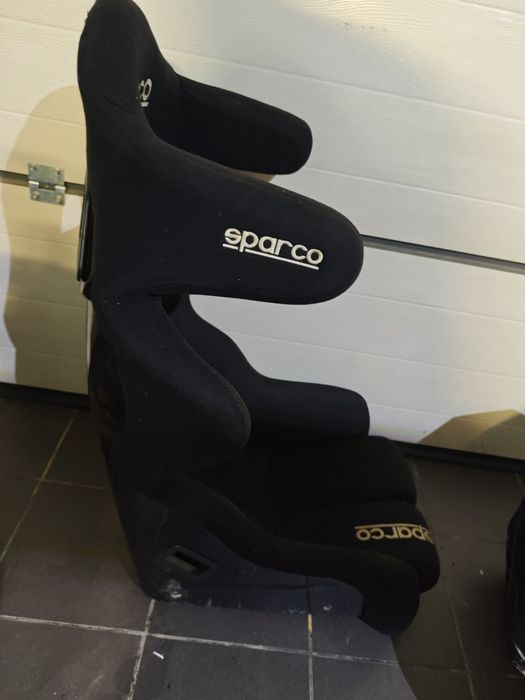 Fotel kubełkowy Sparco Pro AdV