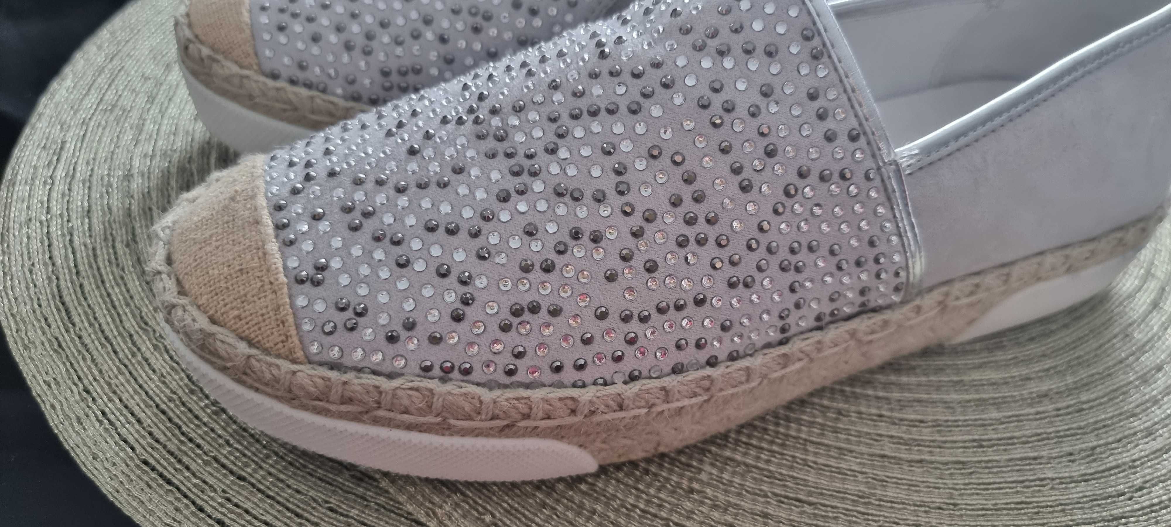 Buty, półbuty Cafe Noir 38, nowe