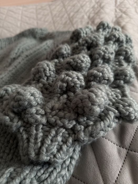 Вʼязаний светр ручної роботи, розмір s-m