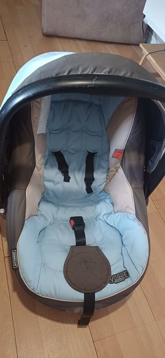 Ovo/ cadeira auto bebé