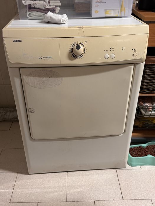 Maquina secar. Ler anuncio.