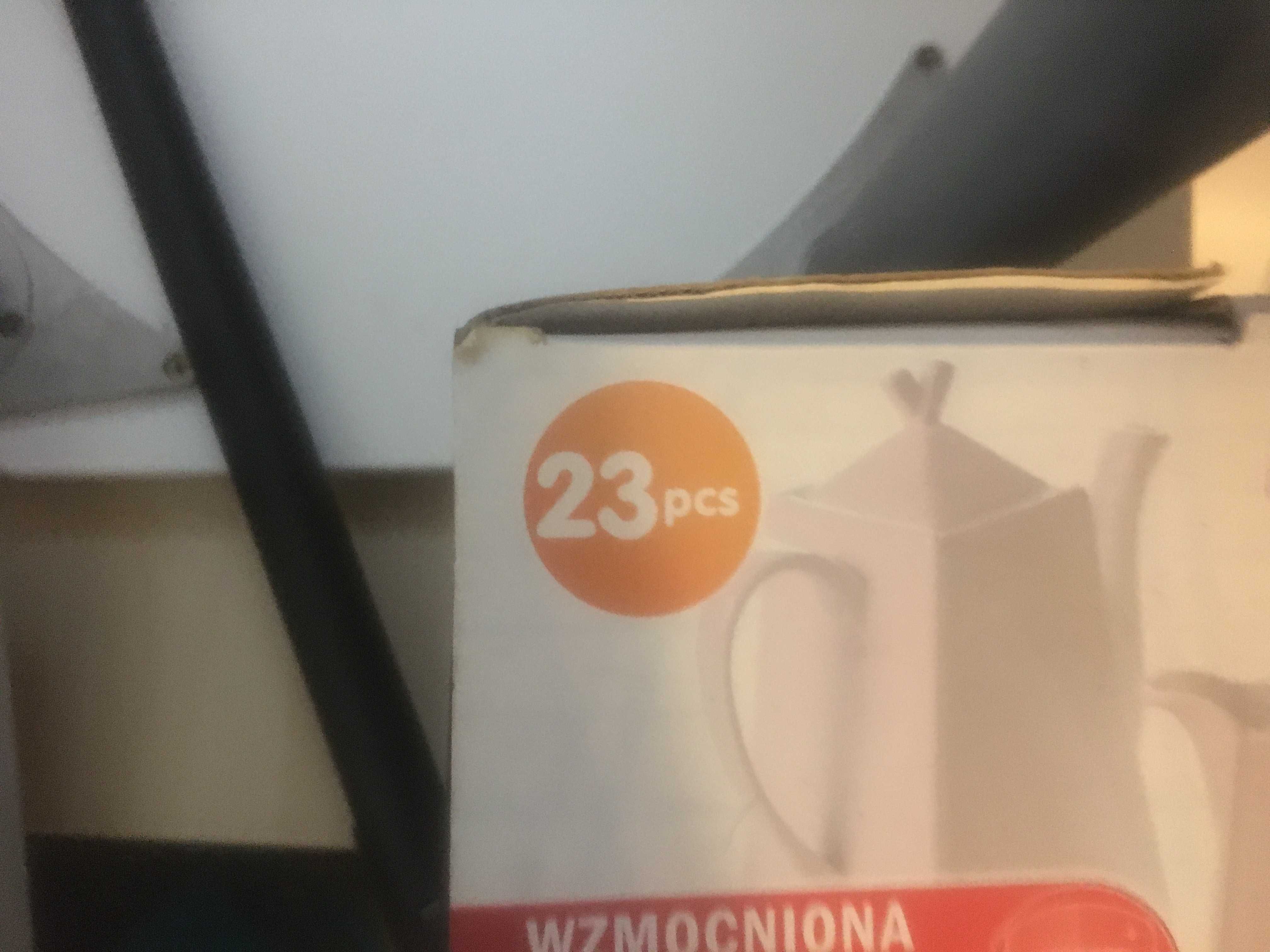 Nowa wzmocniona porcelana Kubiko 23 szt