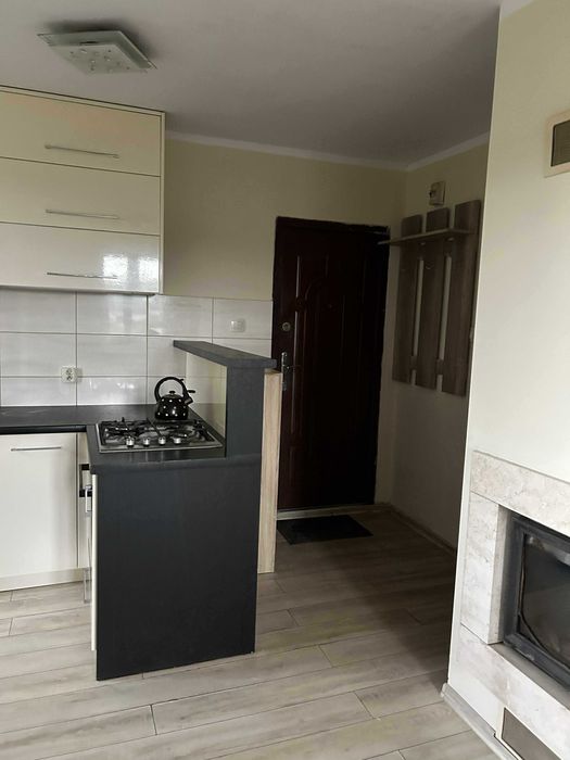 Sprzedam kawalerkę 30 m² z ogródkiem i piwnicą – Chruściel