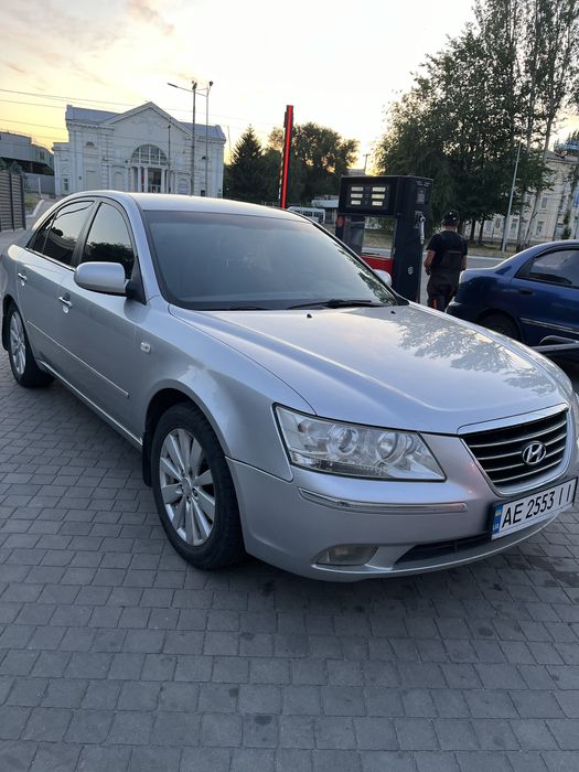 Hyundai Sonata NF 2.4 автомат