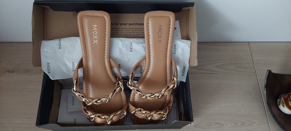 Nowe z metkami klapki Mexx rozm.40