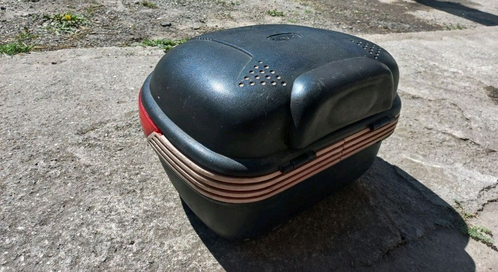 Кофр на мопед або мотоцикл