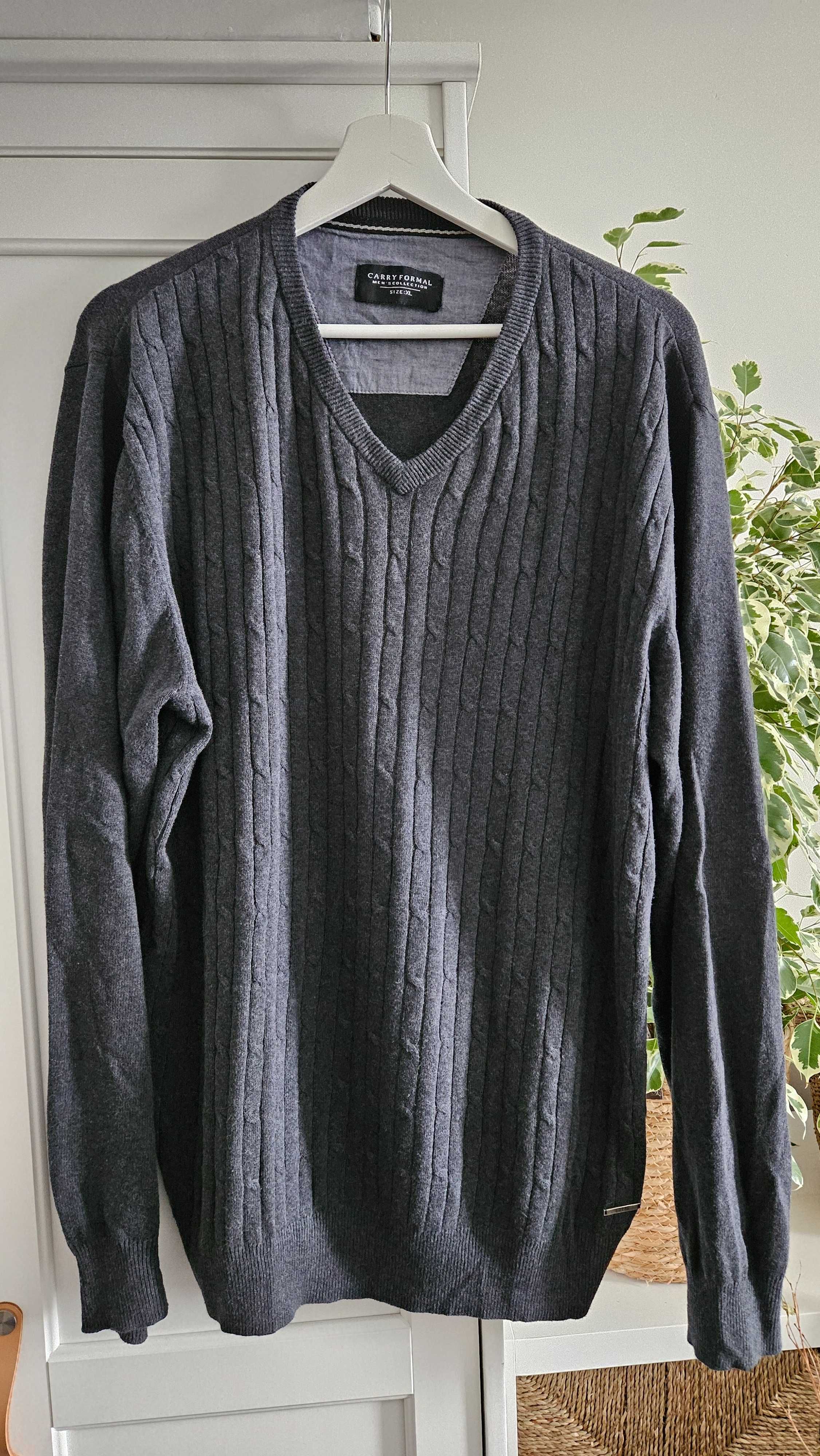 Sprzedam sweter marki Carry