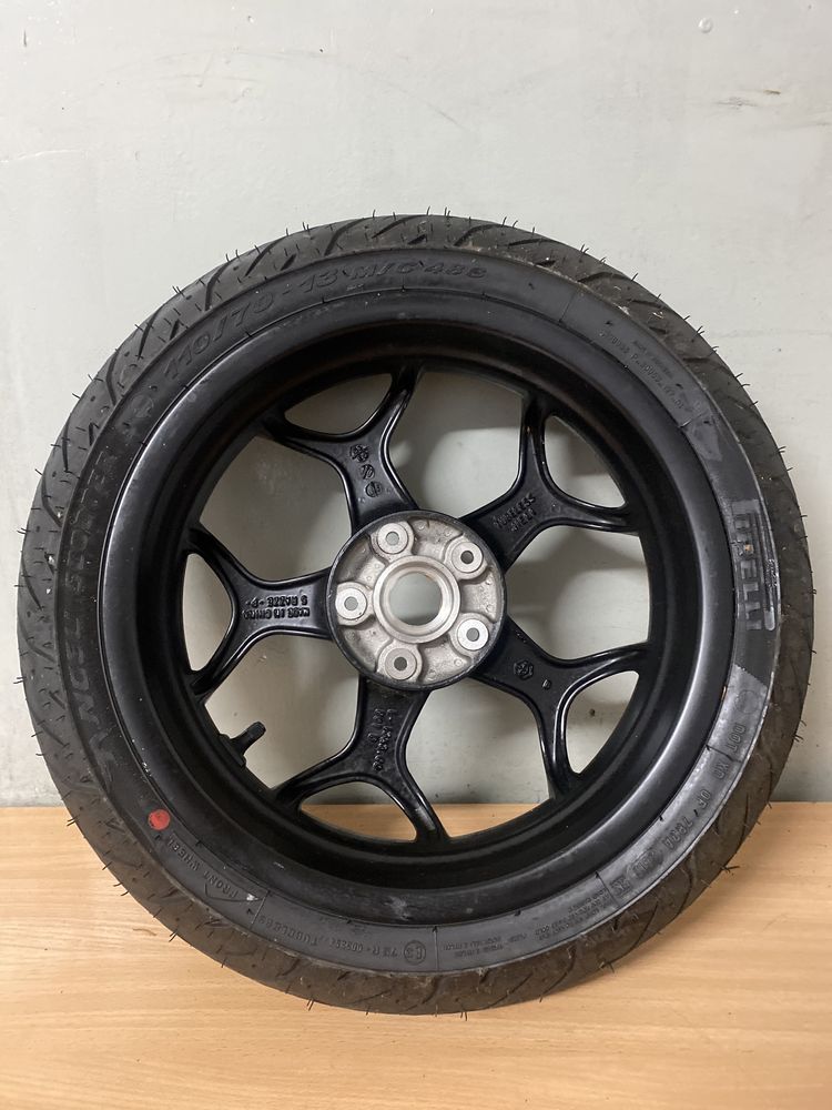 Koło felga Piaggio MP3 Pirelli Angel 110/70-13 BDB