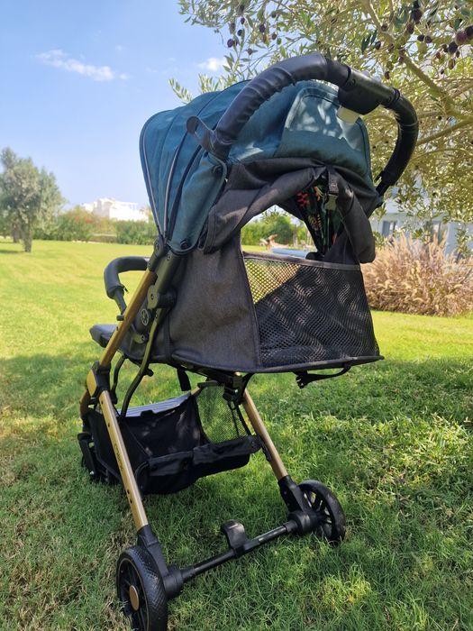Wózek spacerowy Momi wersja z papużkami