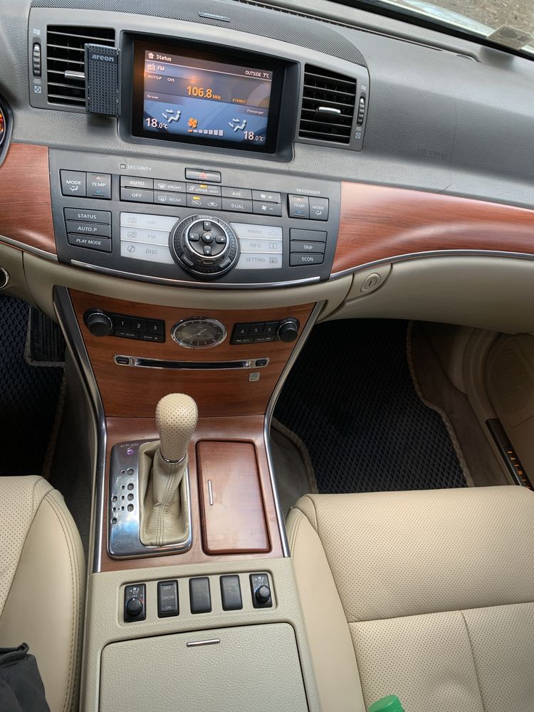 Infiniti m35x 2008