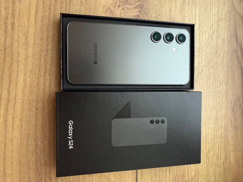 Samsung Galaxy S24 8/256Gb Onyx Black New (SM-S921B/DS)