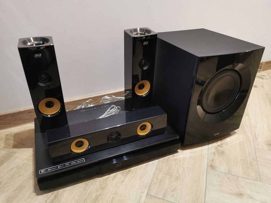 Kino Domowe Bezprzewodowe LG BH9430PW 4K 3D Bluray