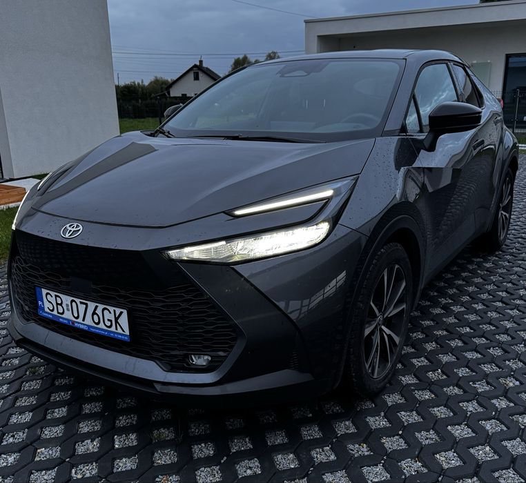 Cesja Toyota Chr przebieg 7.500 km