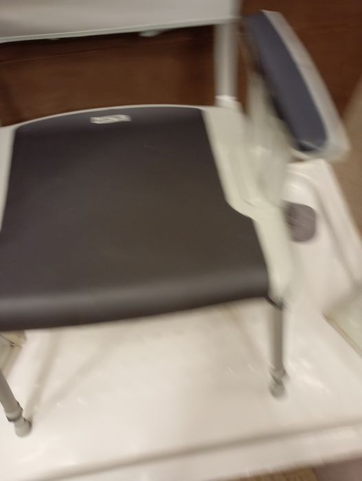 Cadeira de banho / bom estado.