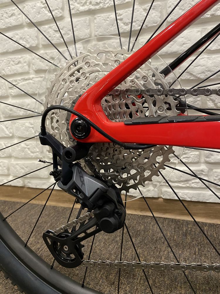 TREK Supercaliber 9.6 L slx 29”