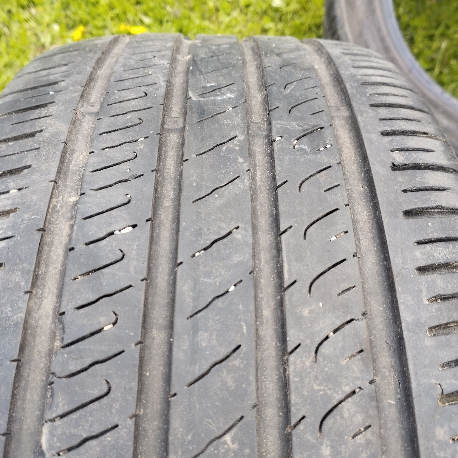 Opona samochodowa letnia 225/45 r17 Barum Bravuris 5