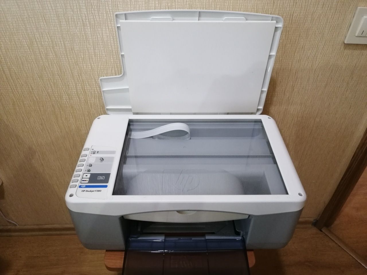 Продается принтер Hp deskjet f380