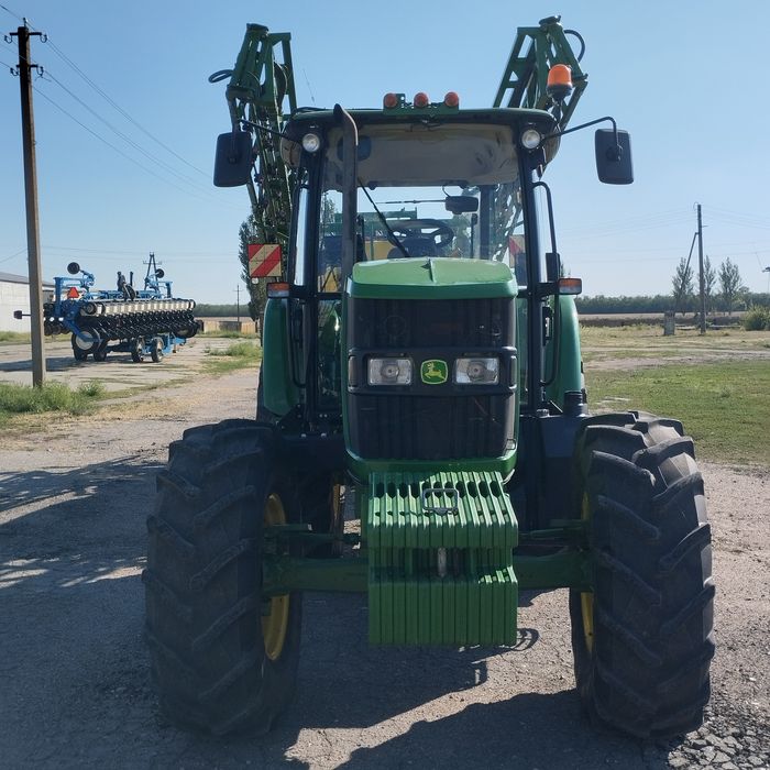 Продам JOHN DEERE 6110В
