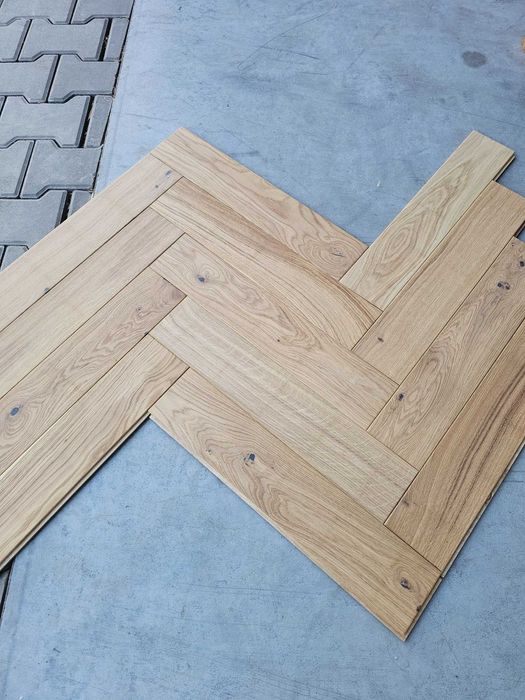 Jodełka klasyczna dębowa 11x100x500 (13 m2), 4faza, lakier