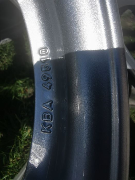 Felgi aluminiowe UNIWHEELS 7.5x17  Et27 Audi 5x112 X10757