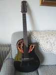 Guitarra  12 cordas e estojo Ovation nova com 2 anos de garantia.