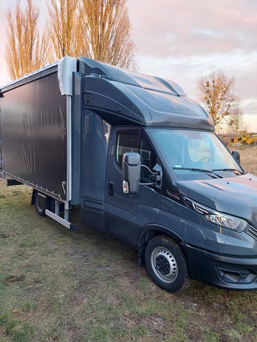 Sprzedam Iveco dayli 2022r. plandeka kabina sypialna