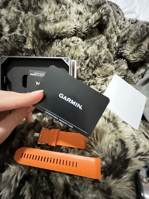 Garmin MARQ premium watch (acessórios gratuitos)