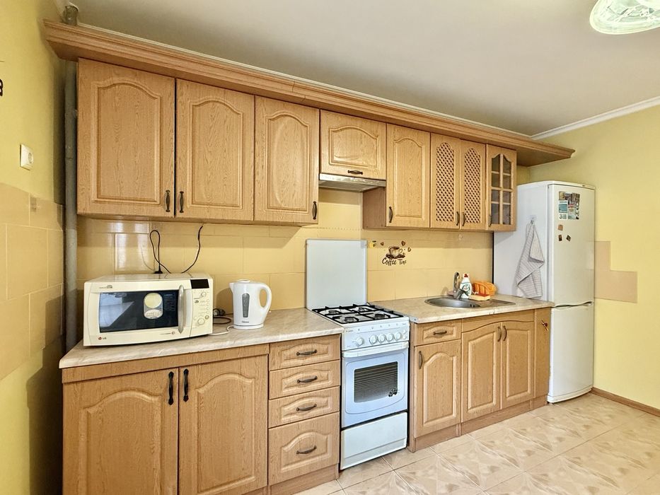 Оренда 2/х кім на Довженка у новобудові