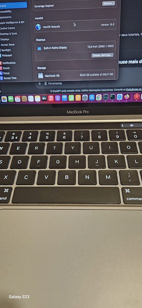 Mac book pro M1 2020 8G ram HD 256
