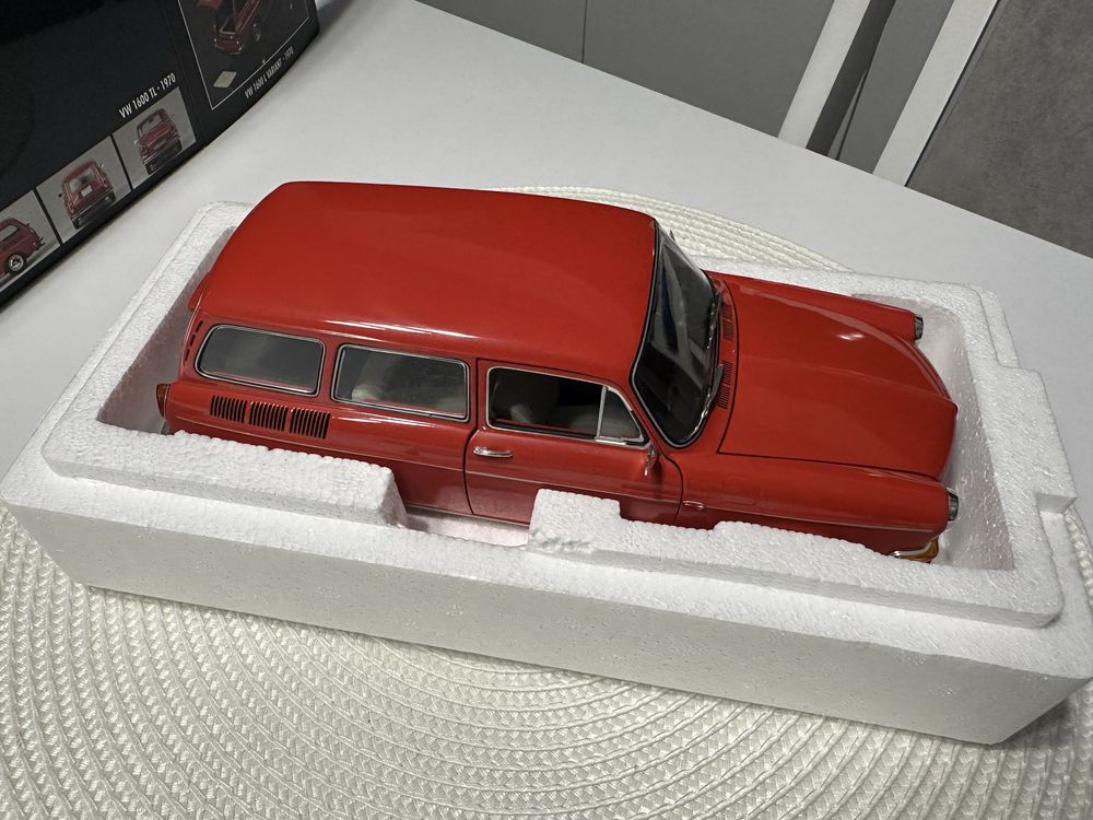 Volkswagen 1600 L Variant Minichamps 1/18