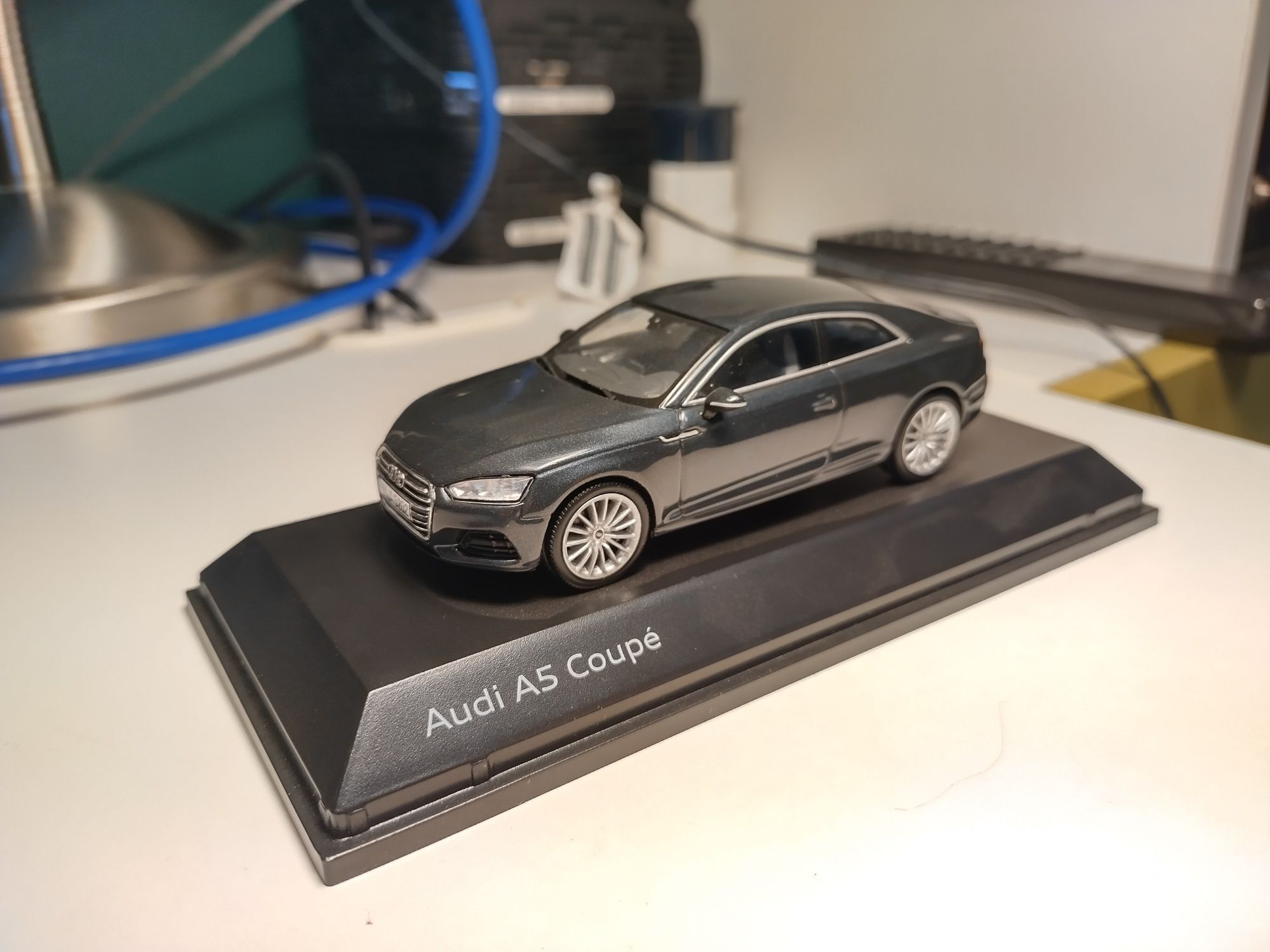 Audi A5 2016 1:43 MiniMax - Spark Manhattan Grey