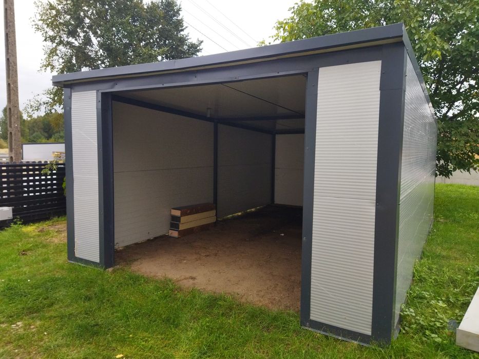 Garaż ocieplany z płyt warstwowych 6,3x4m