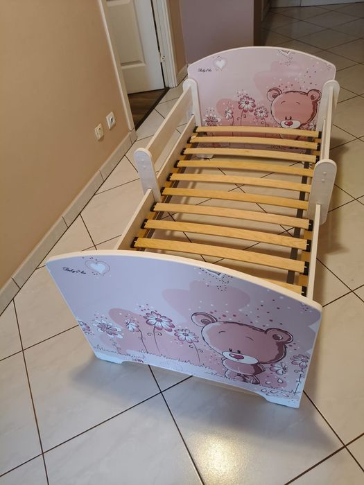 Łóżeczko dla dziewczynki